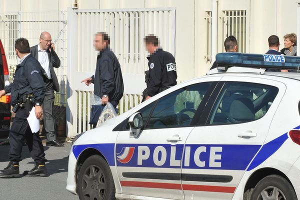 Le corps a été retrouvé rue Marcel Arnaud à Roubaix. 