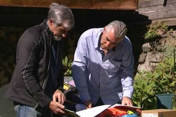 Les guides chamoniards Anselme Baud et Gérard Costa veulent partager leurs connaissances avec les Népalais