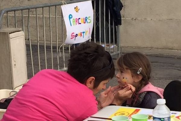 Dans l'Hérault, près de Montpellier, les Cressois se mobilisent chaque année en masse pour récolter des dons lors du Téléthon