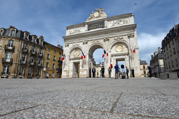 Le Memorial Desilles à Nancy comporte des citations à la mémoire des militaires et des civils morts pour la France lors de la guerre d'Algérie et des combats de Tunisie et du Maroc.