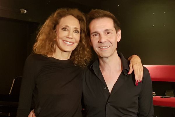 L’actrice Marisa Berenson, avec Stéphan Druet.