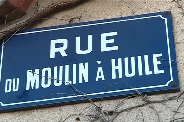 Vaucluse : Pertuis rebaptise ses rues