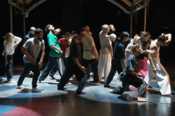 Les danseurs de Mourad Merzouki préparent leur noueua spectacle.