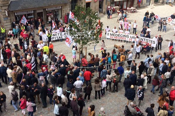 Des milliers de manifestants à Paimpol pour soutenir les urgences de l'hôpital - 9 septembre 2017