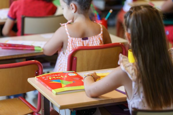 Classe d'école élémentaire-Illustration