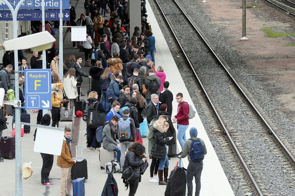 En gare de Mulhouse.