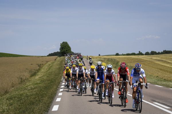 Le peloton du Tour de France masculin, le 6 juillet 2017, entre Vesoul et Troyes. (archives)