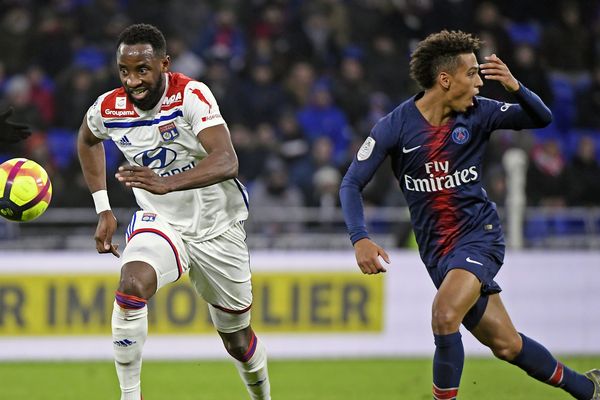 Moussa Dembelé a fait paniquer la défense du PSG 