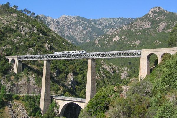 Le trinichellu sur le viaduc de Vecchio