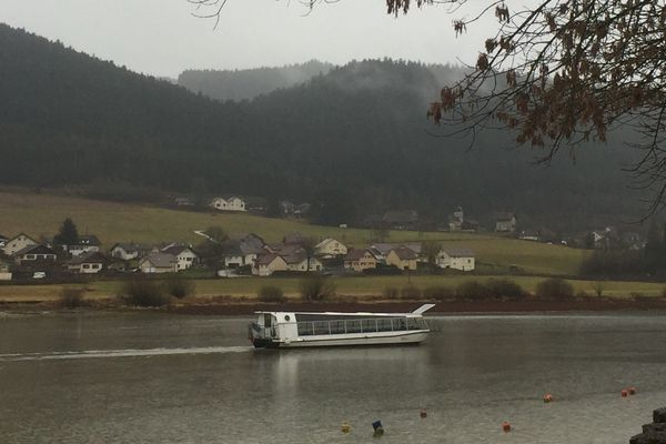 Les bateaux du Saut du Doubs sont revenus à leur embarcadère