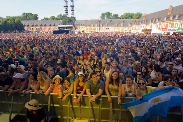 Le public arrageois attend avec impatience la suite de la programmation 2016 du Main Square.