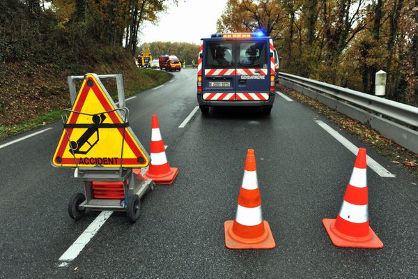 Deux morts sont à déplorer dans un accident de la route près d'Albi, dans le Tarn, ce dimanche 7 avril 2024 au matin.