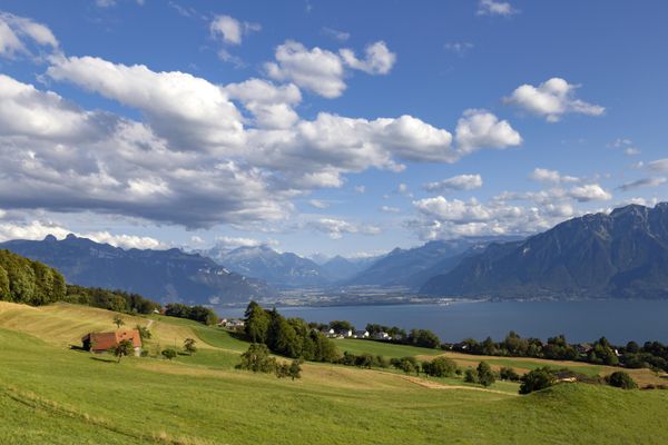 Une vue du massif du Jura, côté Suisse. Une récente étude universitaire vient de trouver son nouveau point culminant.