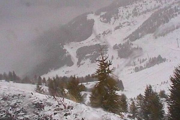 La station des Orres ce jeudi matin, au départ du télésiège des Crêtes