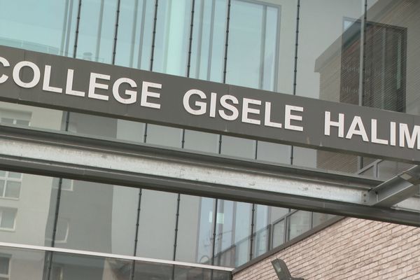 Une journée de grève a été observé au collège Gisèle-Halimi à Aubervilliers.