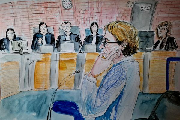 Ce mercredi 19 juin, Mélanie Boulanger est entendue par le tribunal de Bobigny afin de déterminer son rôle dans le trafic de drogue à Canteleu, commune dont elle était maire il y a encore quelques mois, avant sa démission.