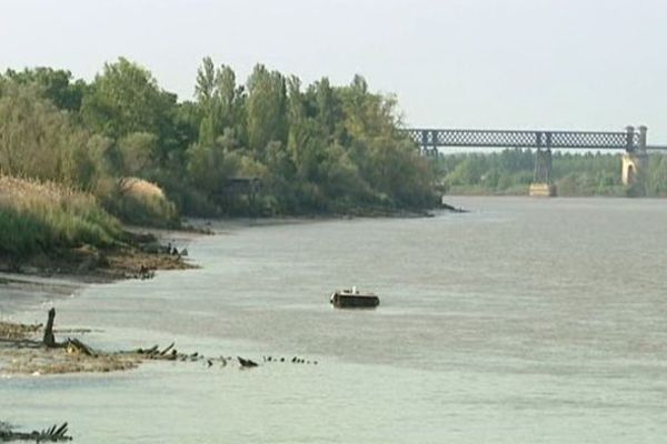 Un corps a été retrouvé vendredi à proximité  de la Dordogne par des chasseurs.