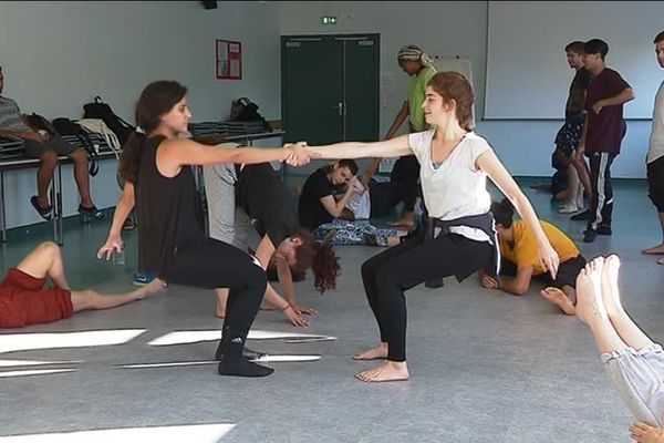 Ils ont entre 18 et 28 ans et sont accueillis au lycée professionnel Lamarque de Rilleux-la-Pape