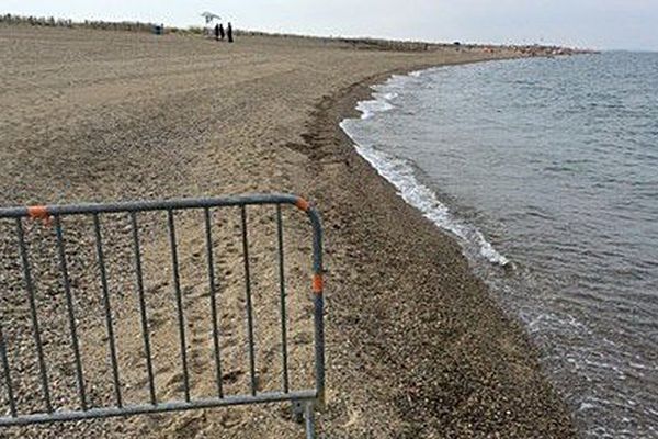 Le périmètre où la baignade est interdite à Torreilles