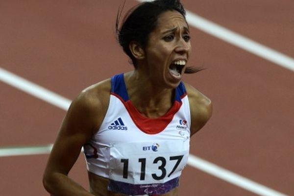 La Française d'origine marocaine remporte le 200m dans la catégorie T12 en 24 sec 46