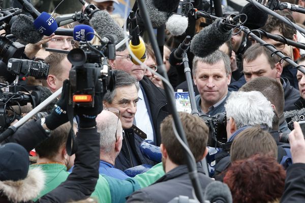 François Fillon en visite à Liart , en Ardenne, le 2 février 2017.