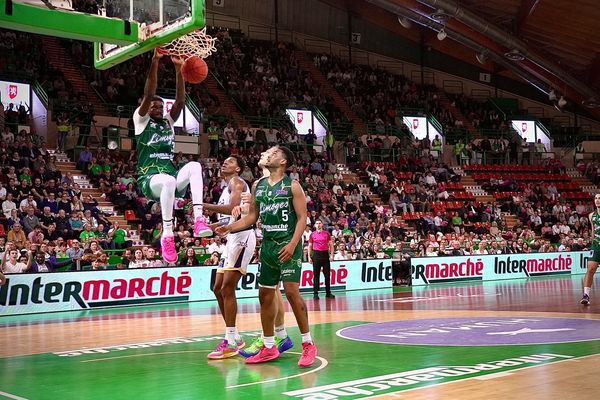 Après leur revers contre Gravelines le weekend dernier, les Limougeauds n'ont pas livré une copie parfaite face à Dijon, mais Kenny Baptiste et ses coéquipiers se sont rassurés en signant une nouvelle victoire à domicile.