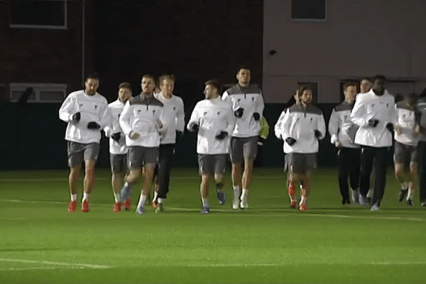 Les Girondins de Bordeaux à l'entraînement avant le match contre Liverpool