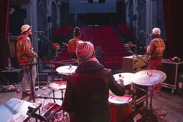 Les salles de spectacle et les cinémas se retrouvent dans la tourmente après les annonces de couvre-feu.