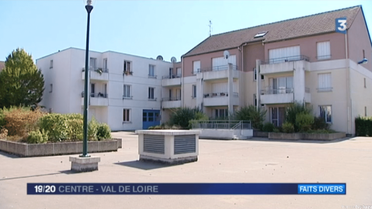 Voiture Suspecte Retrouvee A Paris Deux Couples Sont Desormais En Garde A Vue Maj