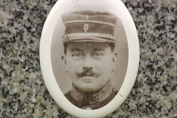 Le Caporal Floch, natif de Breteuil-sur-Iton, a été fusillé pour l'exemple pendant la guerre de 14-18.