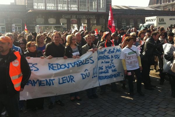 Le cortège est parti de la gare de Tourcoing