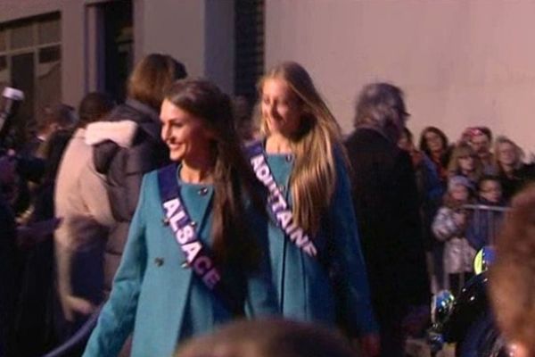 Miss Alsace a défilé dans les rues de Limoges samedi soir avec ses 32 rivales