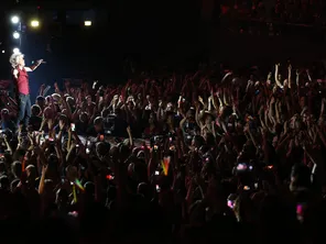 Le groupe Indochine en 2018 à la foire aux vins de Colmar.