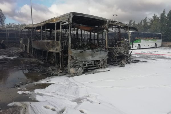 19 autocars de la compagnie Verbus ont pris feu le 20 août dernier à Labarthe-sur-Lèze.