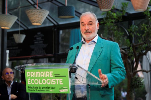 Jean-Marc Governatori s'exprime à l'issue du premier tour de la primaire écologiste, dimanche 29 septembre.