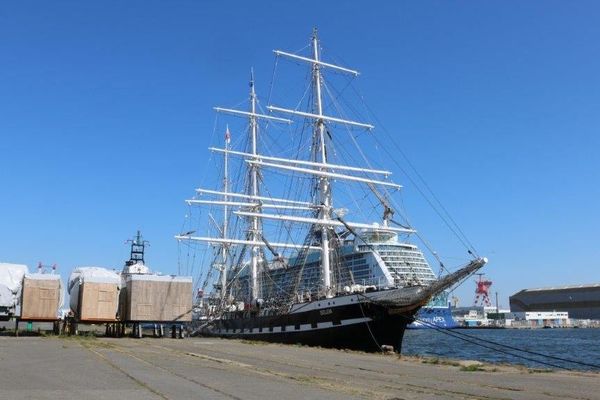 Le voilier Belem en hivernage à Saint-Nazaire à l'heure du coronavirus, le 1er avril 2020 