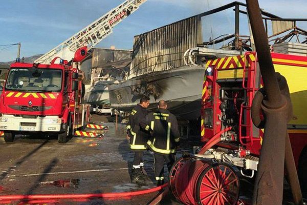 Porto-Vecchio - Un incendie ravage un restaurant