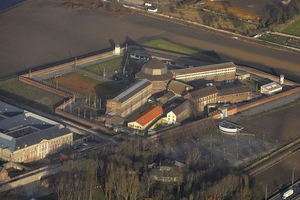 La prison de Loos vue du ciel en janvier 2012 (elle a fermé en octobre 2011)