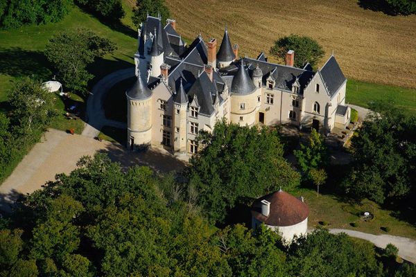 Le château de Brou en Indre-et-Loire accueillait un stage de jeûne hydrique durant lequel une femme est décédée le 12 août 2021