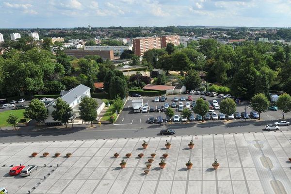 Le fronton du zoo de Maubeuge photographié en 2014.