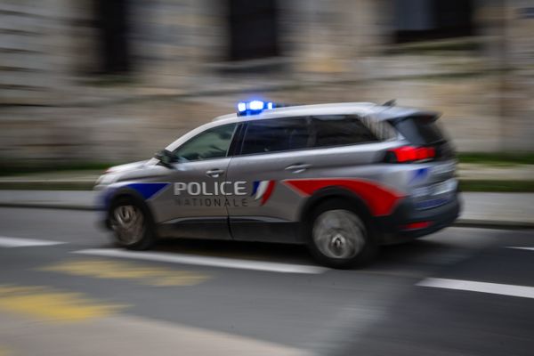 Un homme de 28 ans est décédé en scooter après avoir tenté d'échapper à un contrôle de police, lundi 30 décembre 2024, à Avignon (image d'illustration).