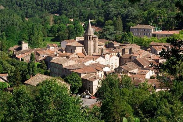 Le village de Monestiés, dans le Tarn. 