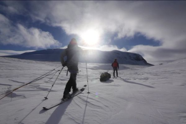 Flavien, Thomas et Vincent étaient déjà partis dans le désert de glace en Suède en 2019, cette fois leur expédition doit durer plus longtemps.