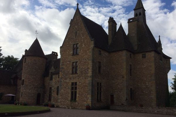 Le château de Peufeilhoux, dans l'Allier.