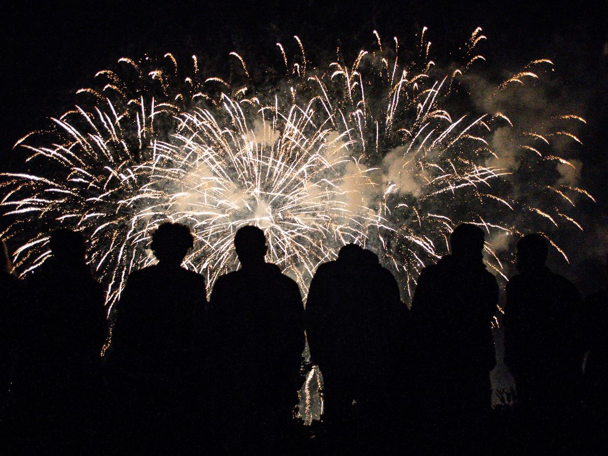 Manche. Pendant les fêtes, les pétards et feux d'artifice