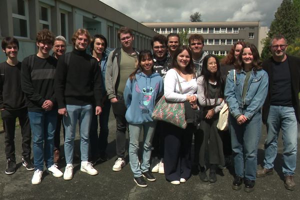 Les élèves qui suivent la section cinéma du Lycée Arnaut-Daniel, vont s'envoler pour Cannes faire le plein d'images et d'émotions, en direct de la 76e édition du Festival de Cannes