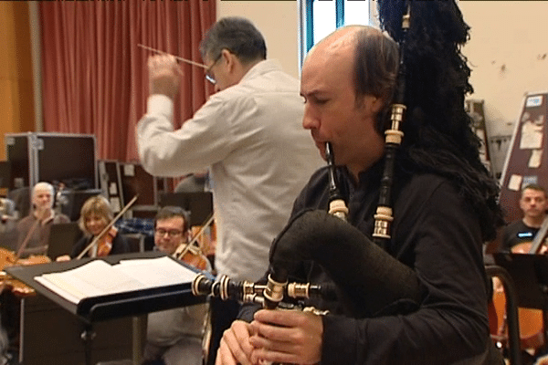 Carlos Nuñez et l'Orchestre Symphonique de Bretagne à Rennes