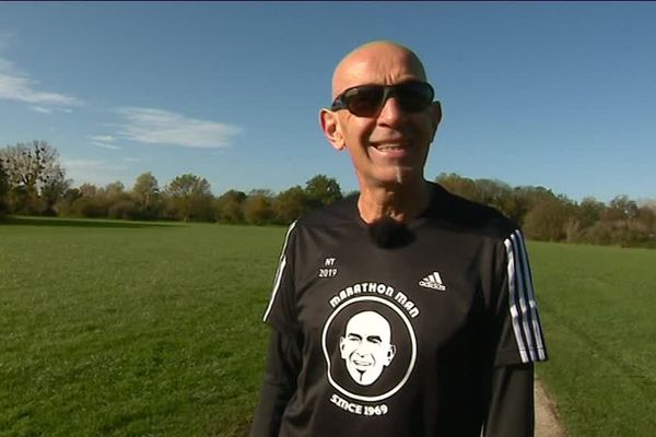 Dominique Chauvelier, quadruple champion de France, fête ses 50 ans de courses à pied