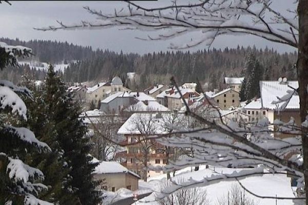 A Lamoura, le temps fort de l'hiver c'est le départ de la Transjurassienne 