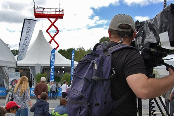 France 3 propose 3 éditions spéciales par jour depuis le village des Jeux Equestres Mondiaux jusqu'au 7 septembre.